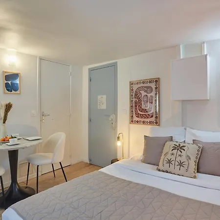 Place Vendome By Prestige Paris